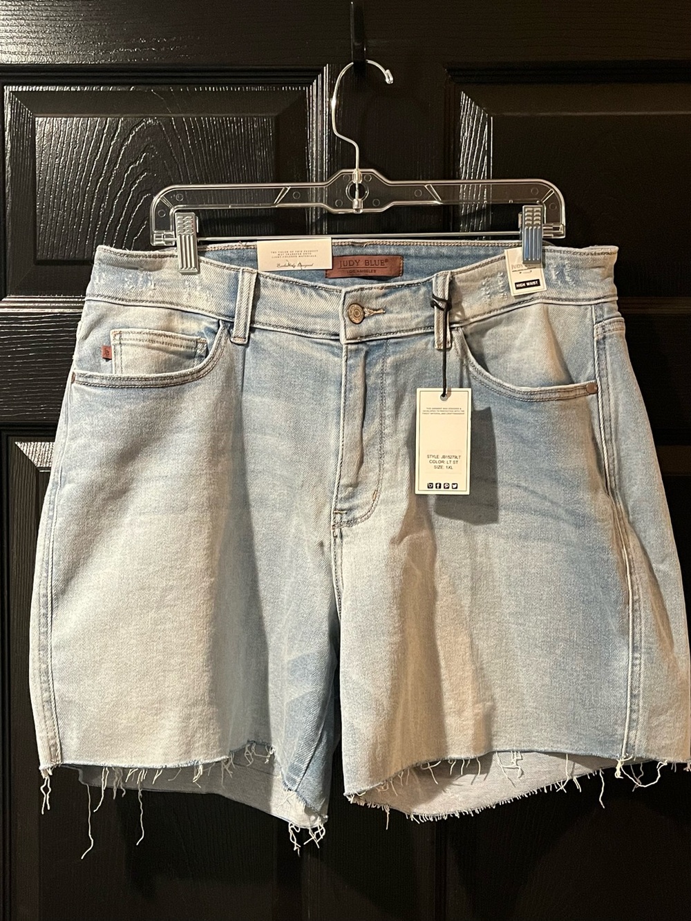 NEW Judy Blue Light Wash Denim Shorts NWT